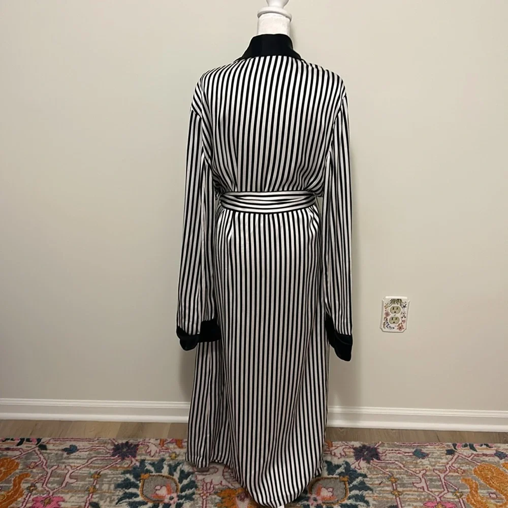 Ralph Lauren $2890 Purple Label Black and White Stripe Kalpita Coat Size 10 - Picture 10 of 15